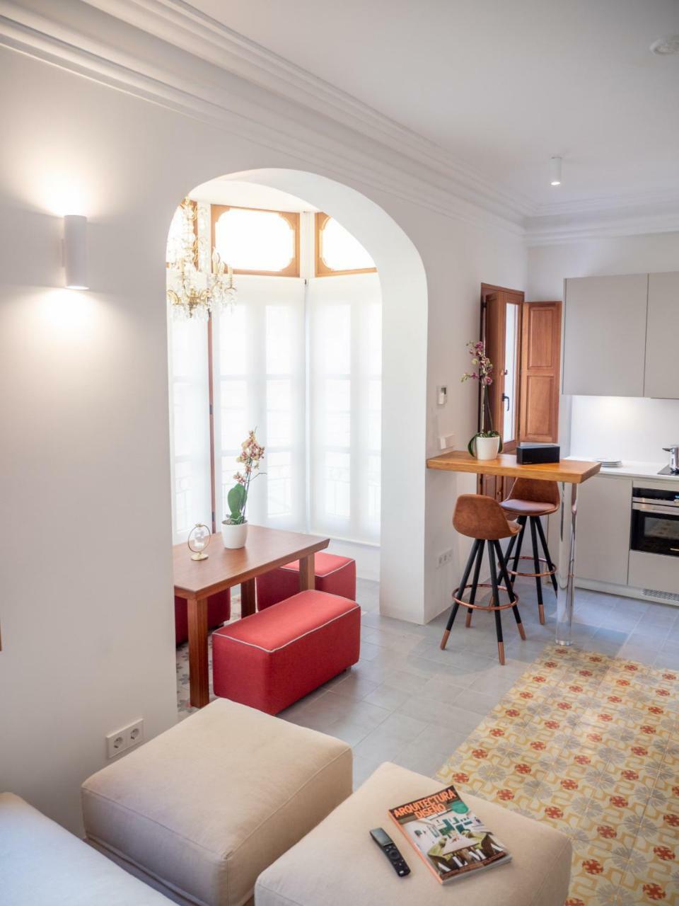 Es Palauet Brandnew one suite apartment in Ibiza center Extérieur photo